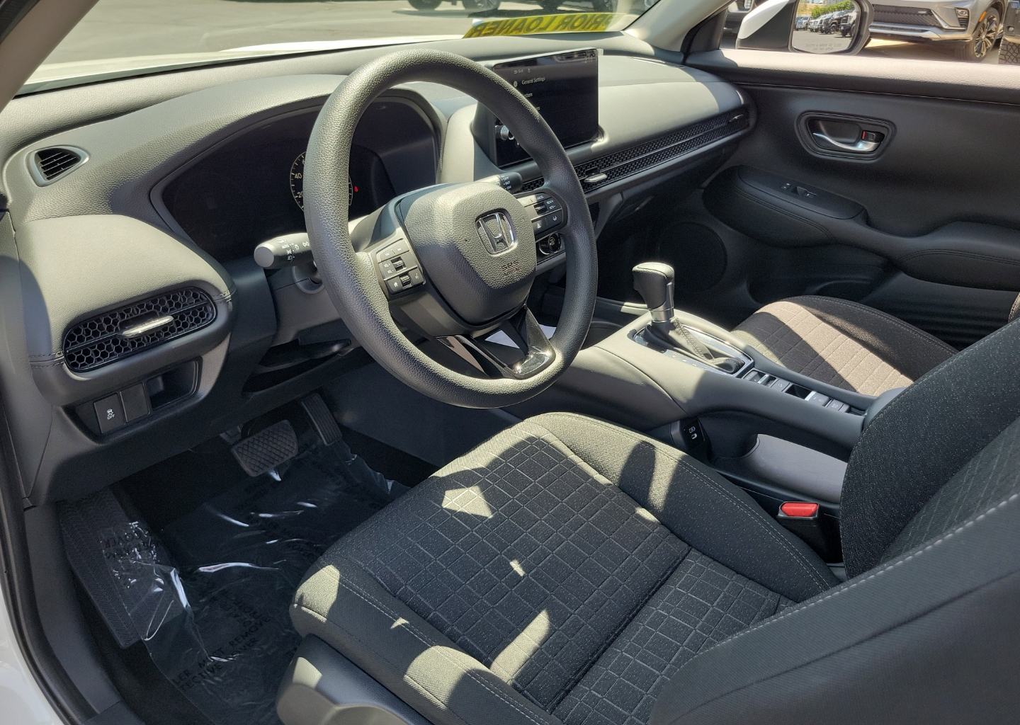2026 Honda HR-V LX - Photo 17