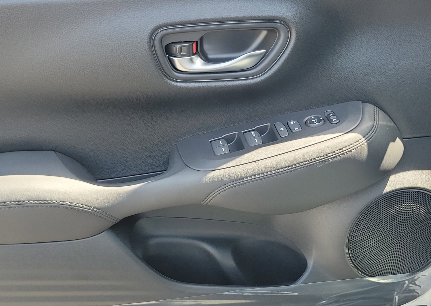 2026 Honda HR-V LX - Photo 19