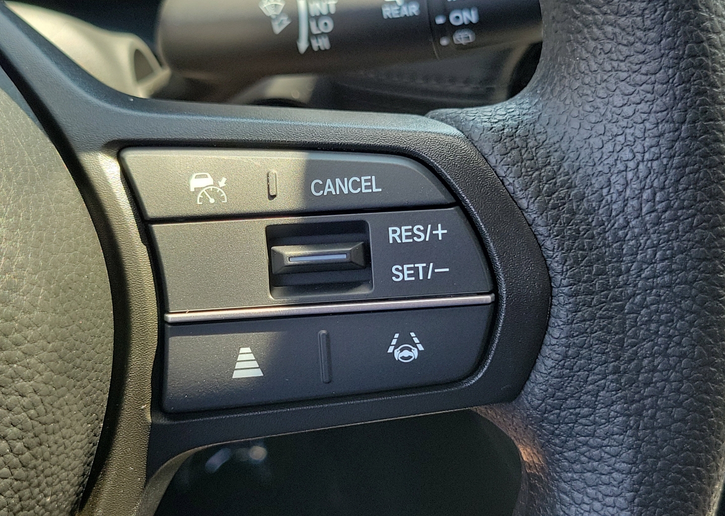 2026 Honda HR-V LX - Photo 24