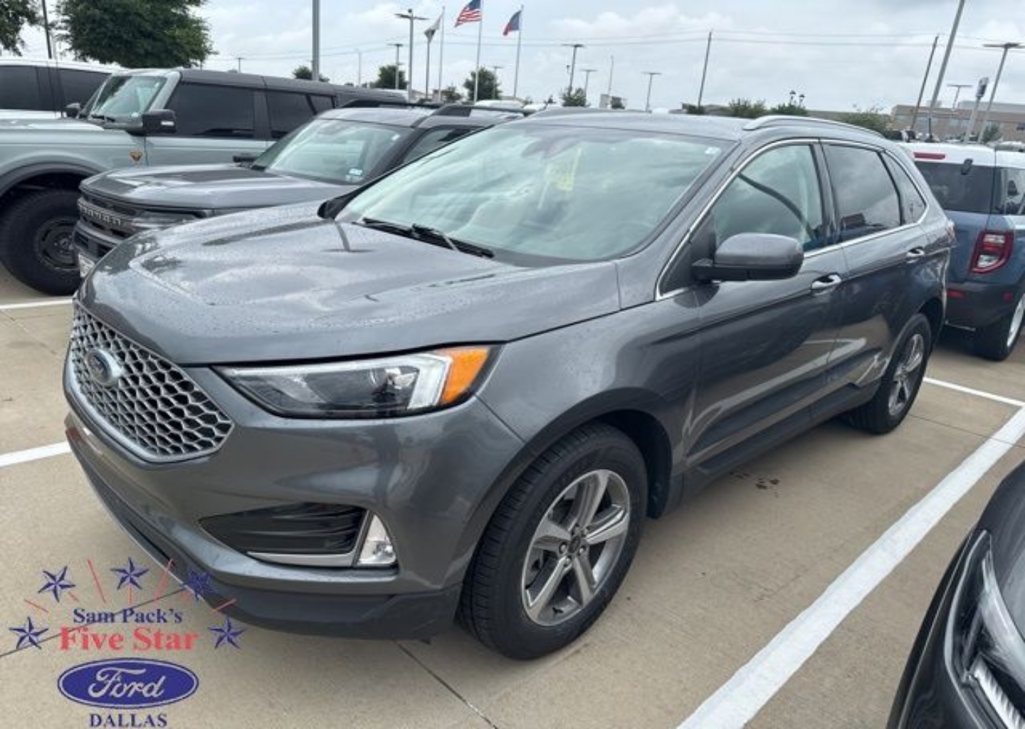 2023 Ford Edge SEL AWD's photo