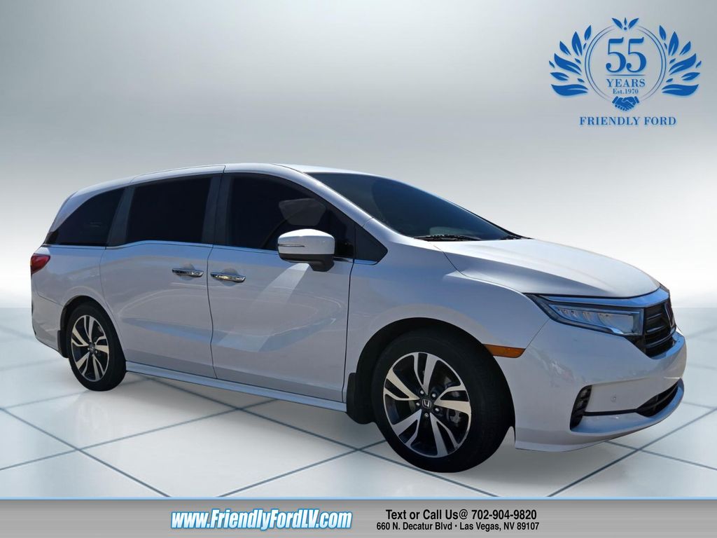 2024 Honda Odyssey Touring's photo