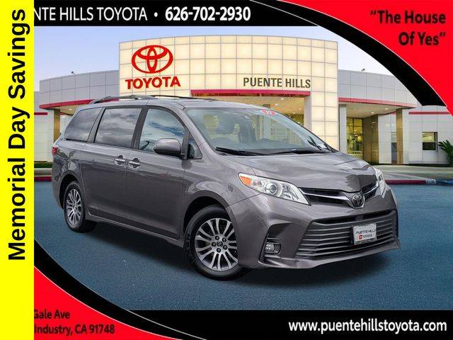 2019 Toyota Sienna XLE