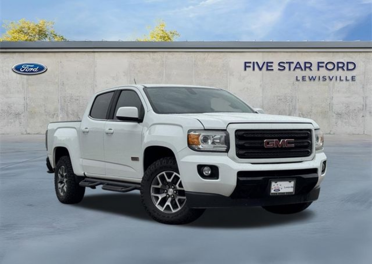 2019 GMC Canyon 4WD All Terrain Crew Cab Short Box Cloth's photo