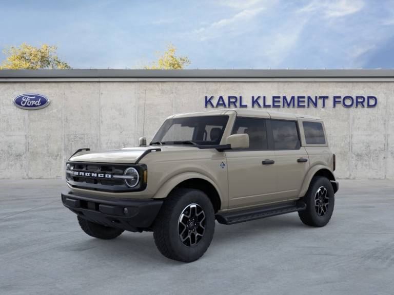 2026 Ford Bronco Outer Banks
