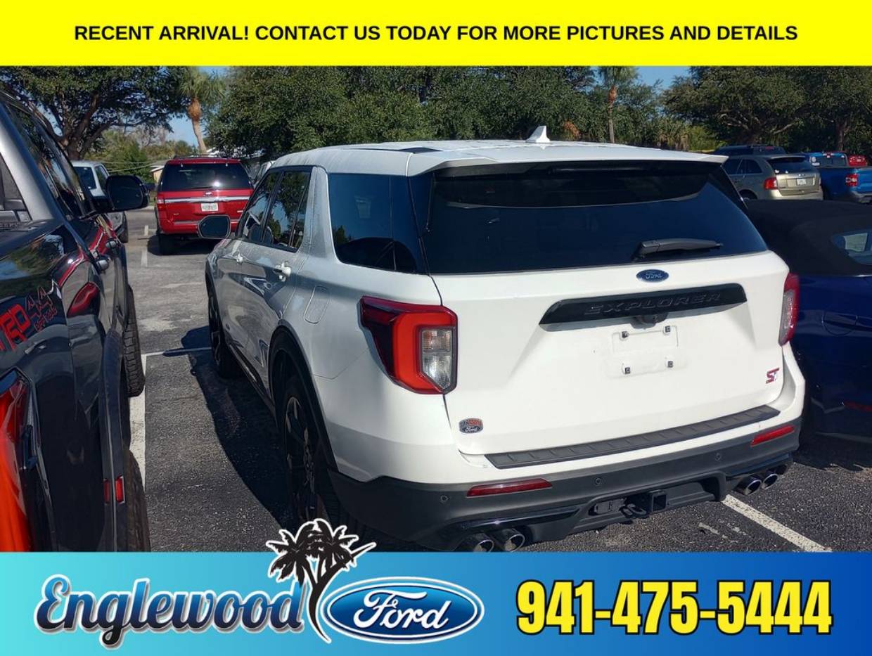 2022 Ford Explorer ST 4WD's photo