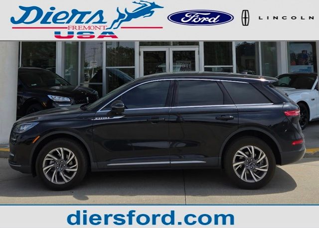 2025 Lincoln Corsair Premiere AWD's photo