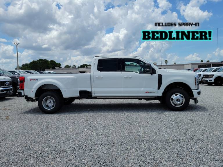 2026 Ford Super Duty F-350 DRW Platinum