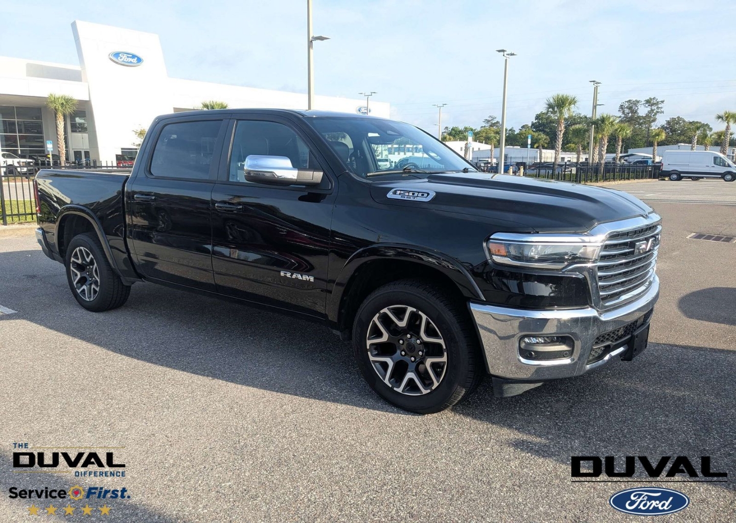 2025 RAM 1500 Laramie 4x4 Crew Cab 5'7's photo
