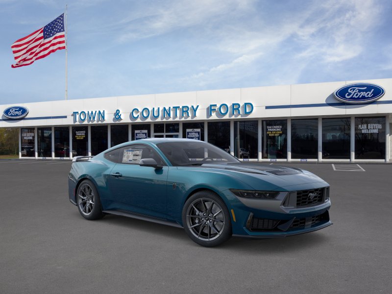 2026 Ford Mustang Dark Horse's photo