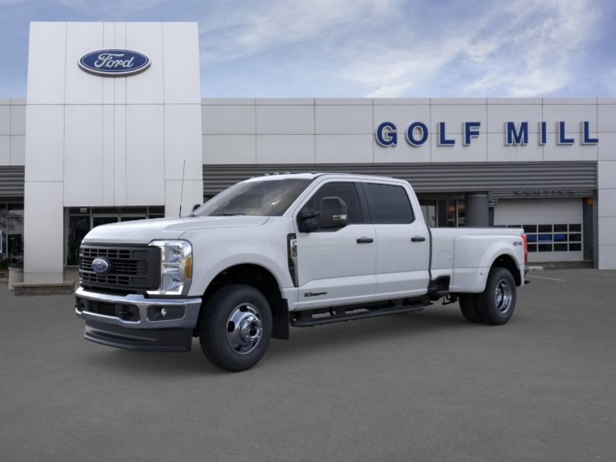 2026 Ford F-350 XL 4x4 Crew Cab 8' Box DRW's photo