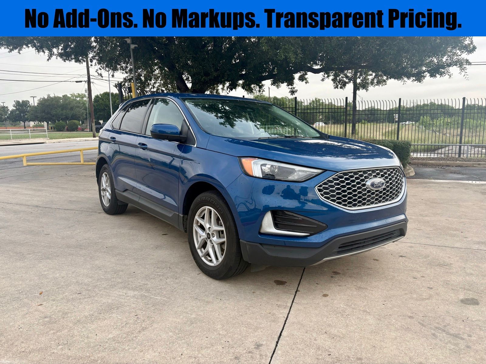 2024 Ford Edge SEL AWD's photo