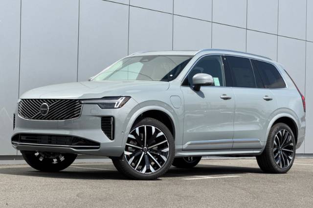 2026 Volvo XC90 Plug-In Hybrid T8 Ultra