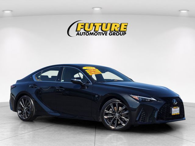 2025 Lexus IS 300