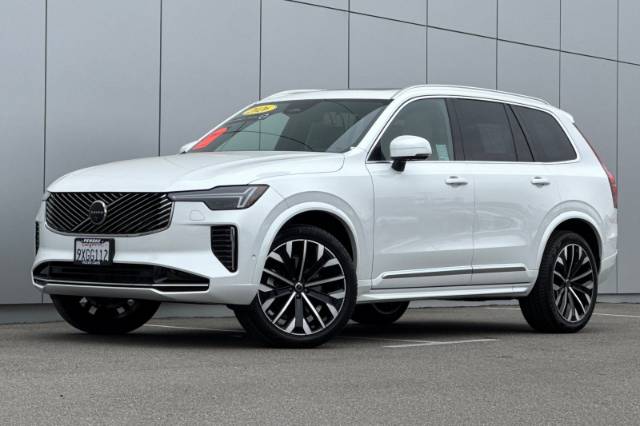 2026 Volvo XC90 B6 Plus 7-Seater