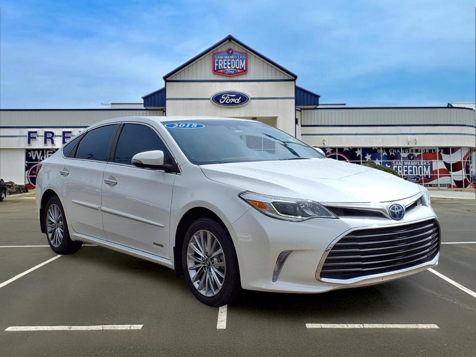 2018 Toyota Avalon Hybrid Limited