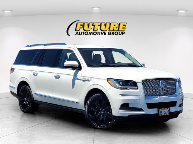 2022 Lincoln Navigator L Reserve