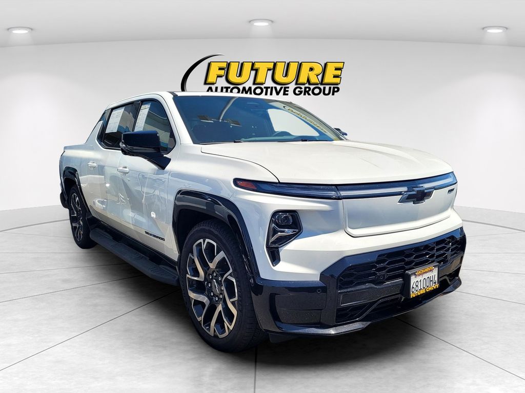 2025 Chevrolet Silverado EV RST