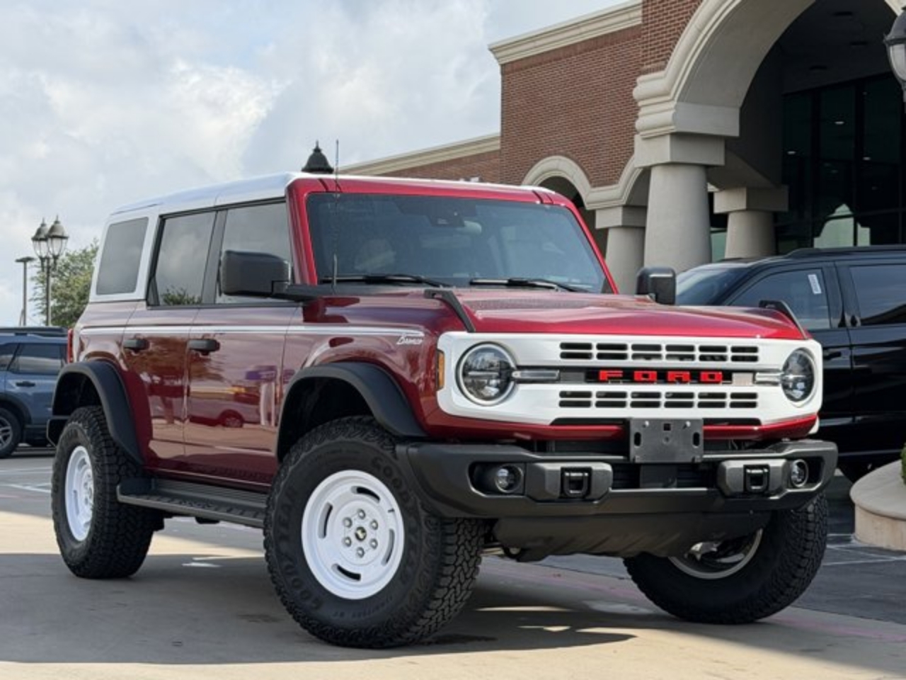 2026 Ford Bronco Heritage Edition 4x4's photo