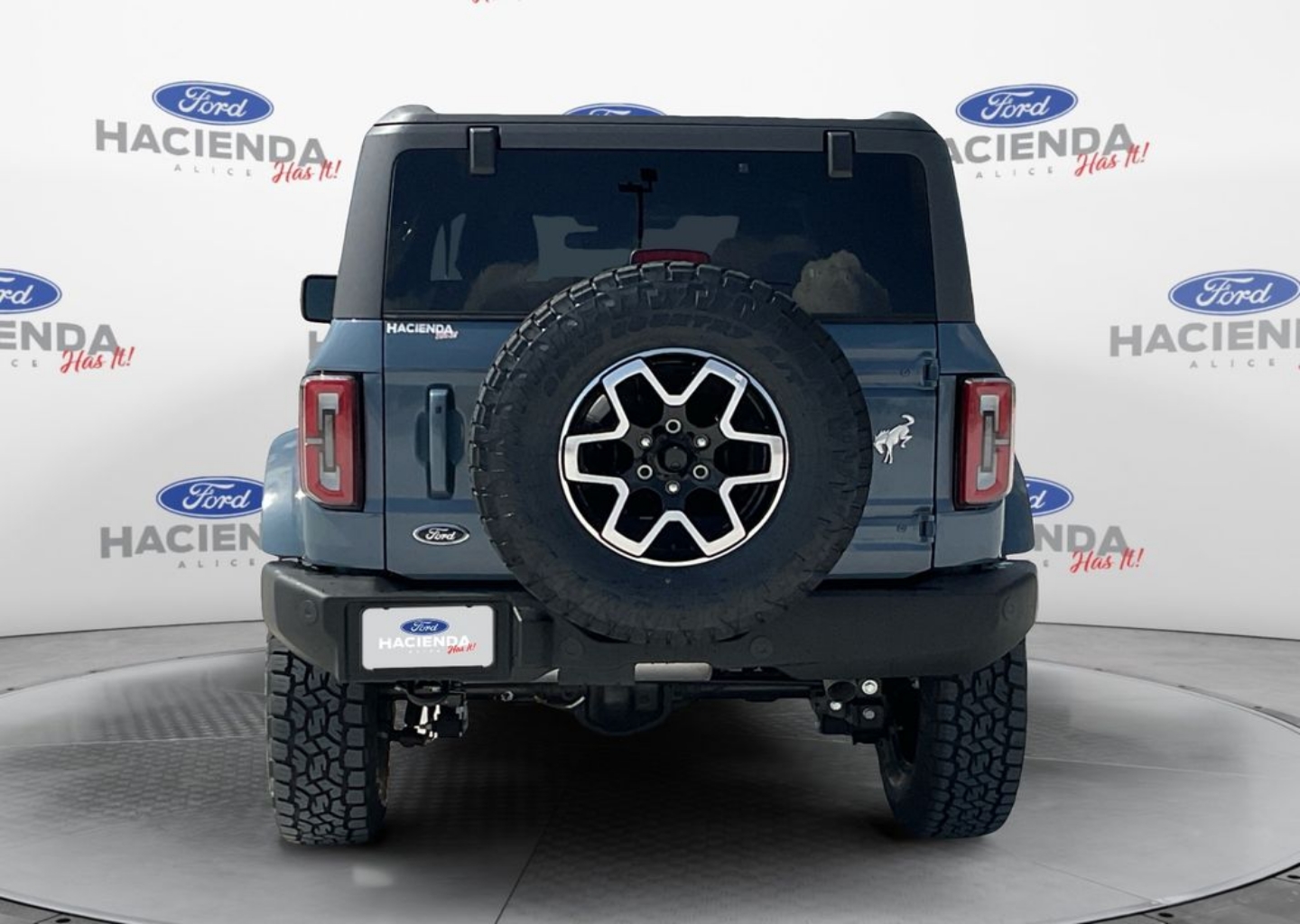 2025 Ford Bronco Outer Banks 4x4's photo