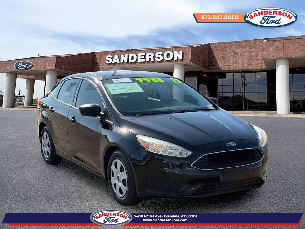 2017 Ford Focus Sedan S's photo