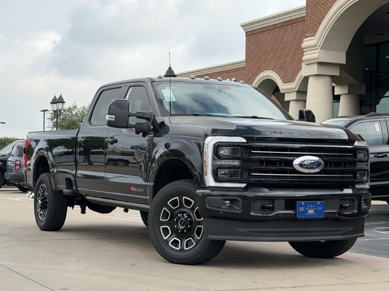 2026 Ford Super Duty F-350 SRW Platinum