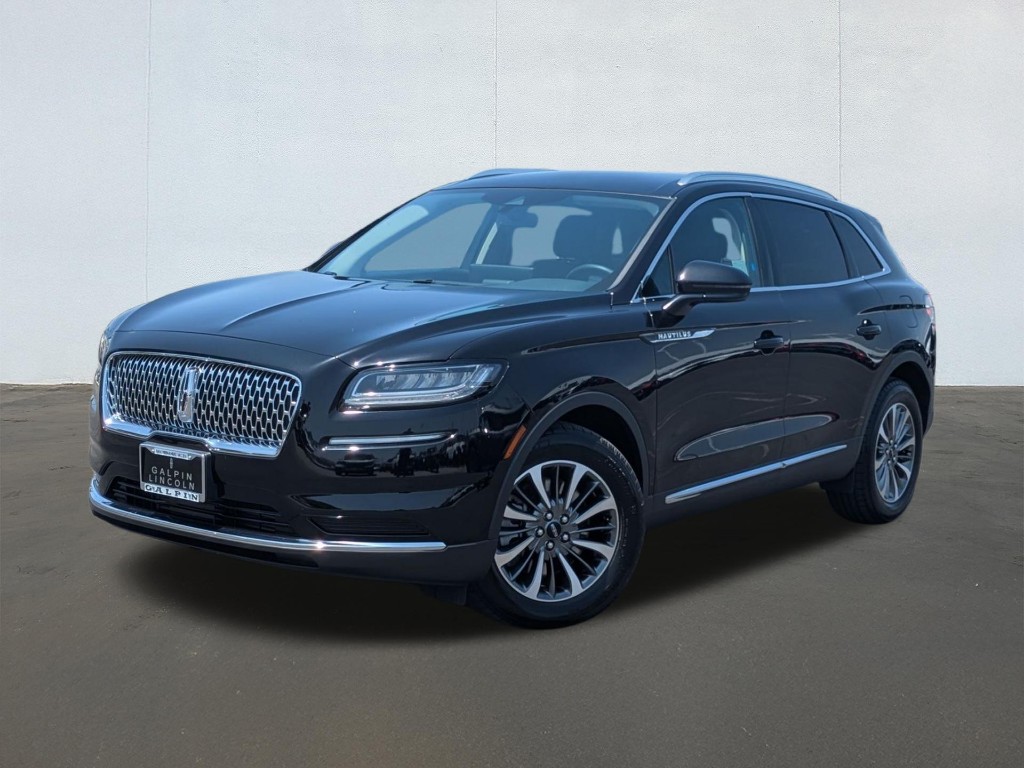 2023 Lincoln Nautilus Standard
