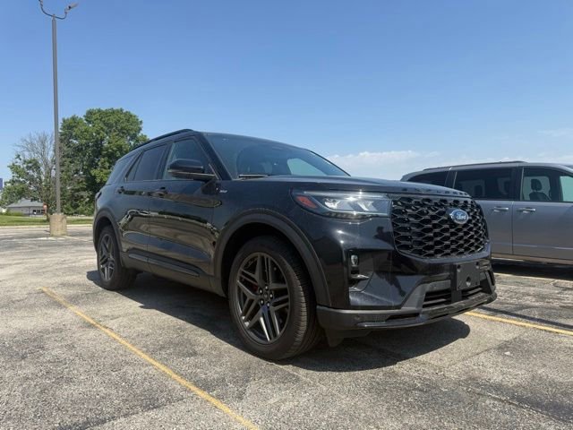 2025 Ford Explorer ST-LINE 4WD (PL535)'s photo