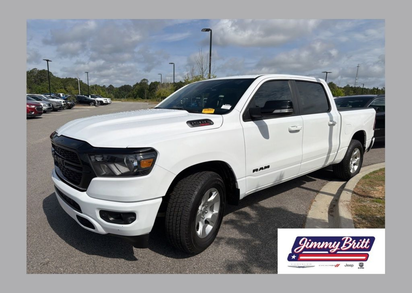 2022 RAM 1500 Big Horn/Lone Star 4x4 Crew Cab 5'7's photo