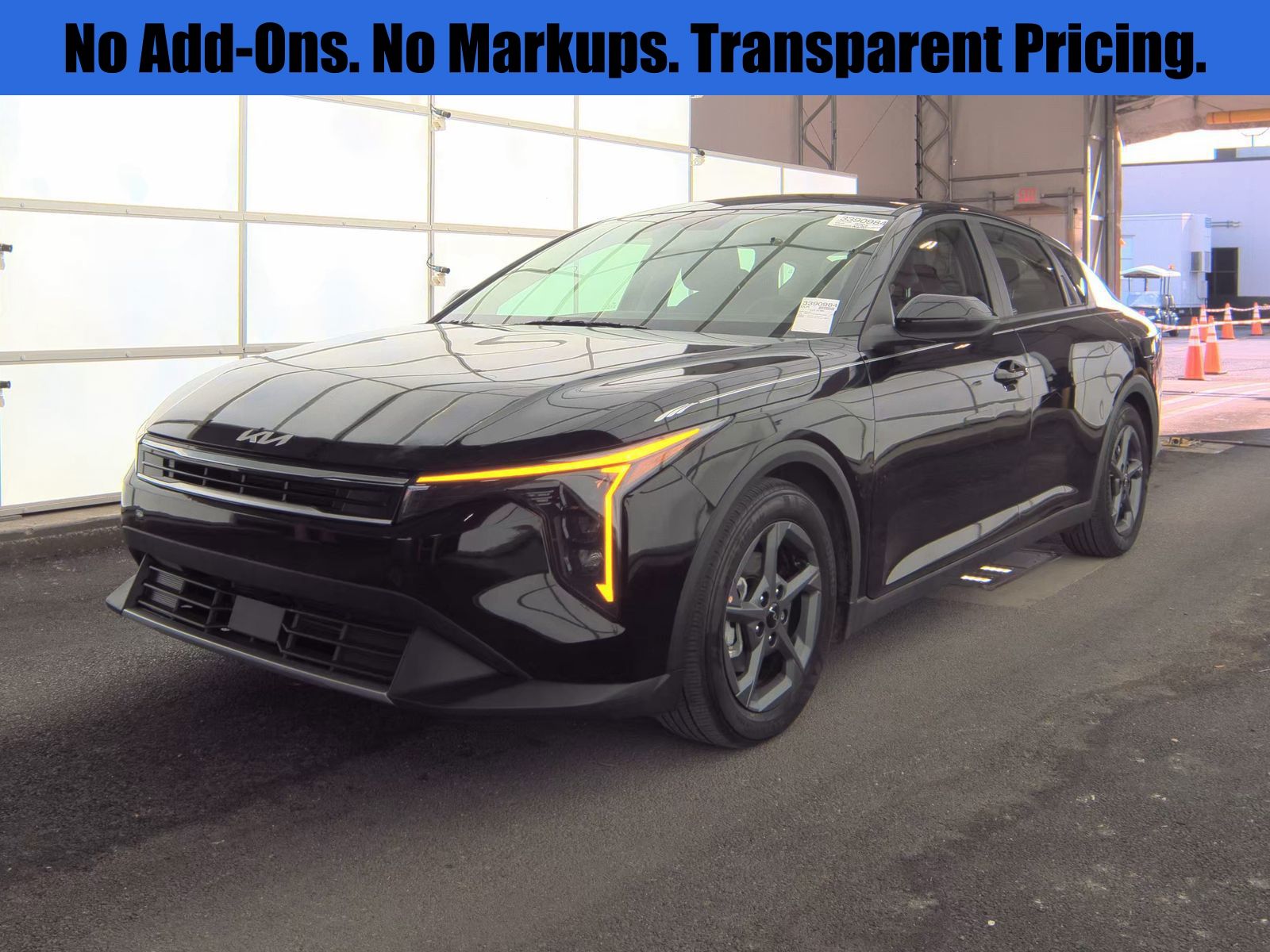 2025 Kia K4 LXS AT's photo