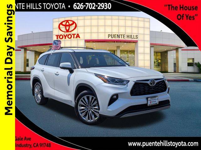 2026 Toyota Highlander Hybrid Platinum