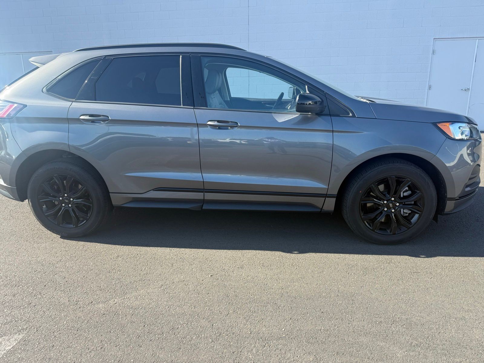 2023 Ford Edge SE AWD's photo