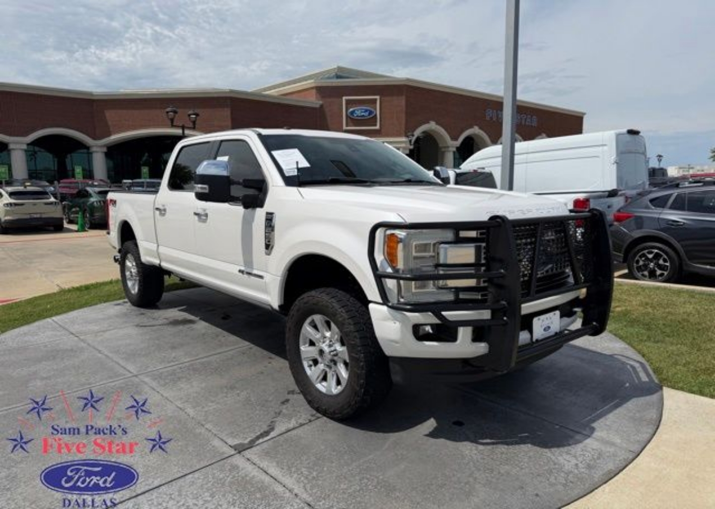 2017 Ford F-250 Platinum 4x4 Crew Cab 8' Box's photo