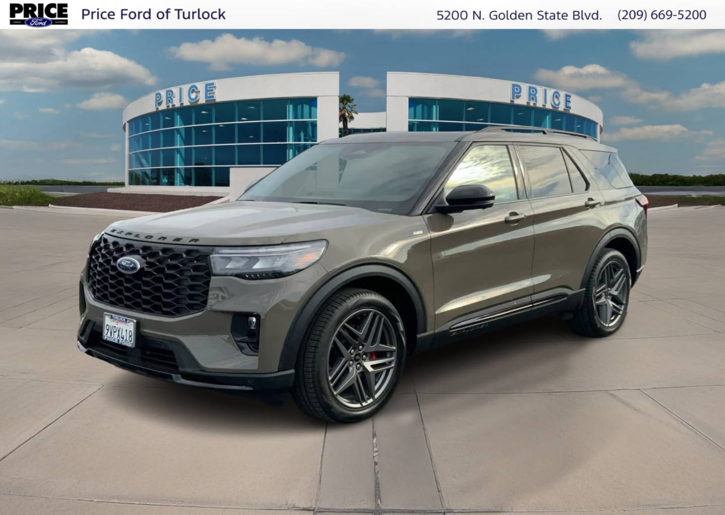 2026 Ford Explorer ST-LINE 4WD's photo