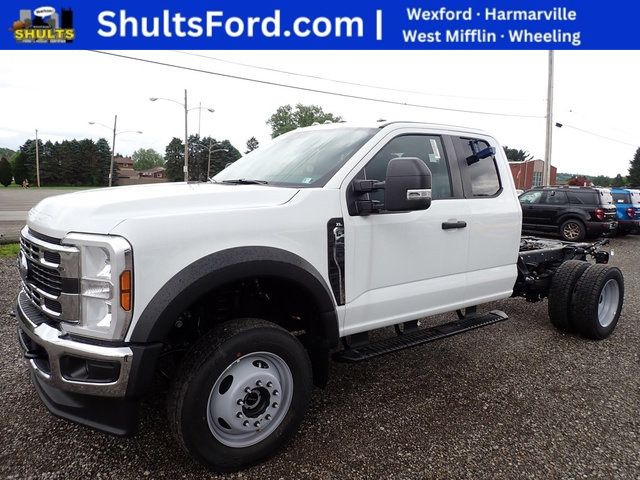 2026 Ford F-450 XL 4x4 SuperCab 168-In DRW's photo