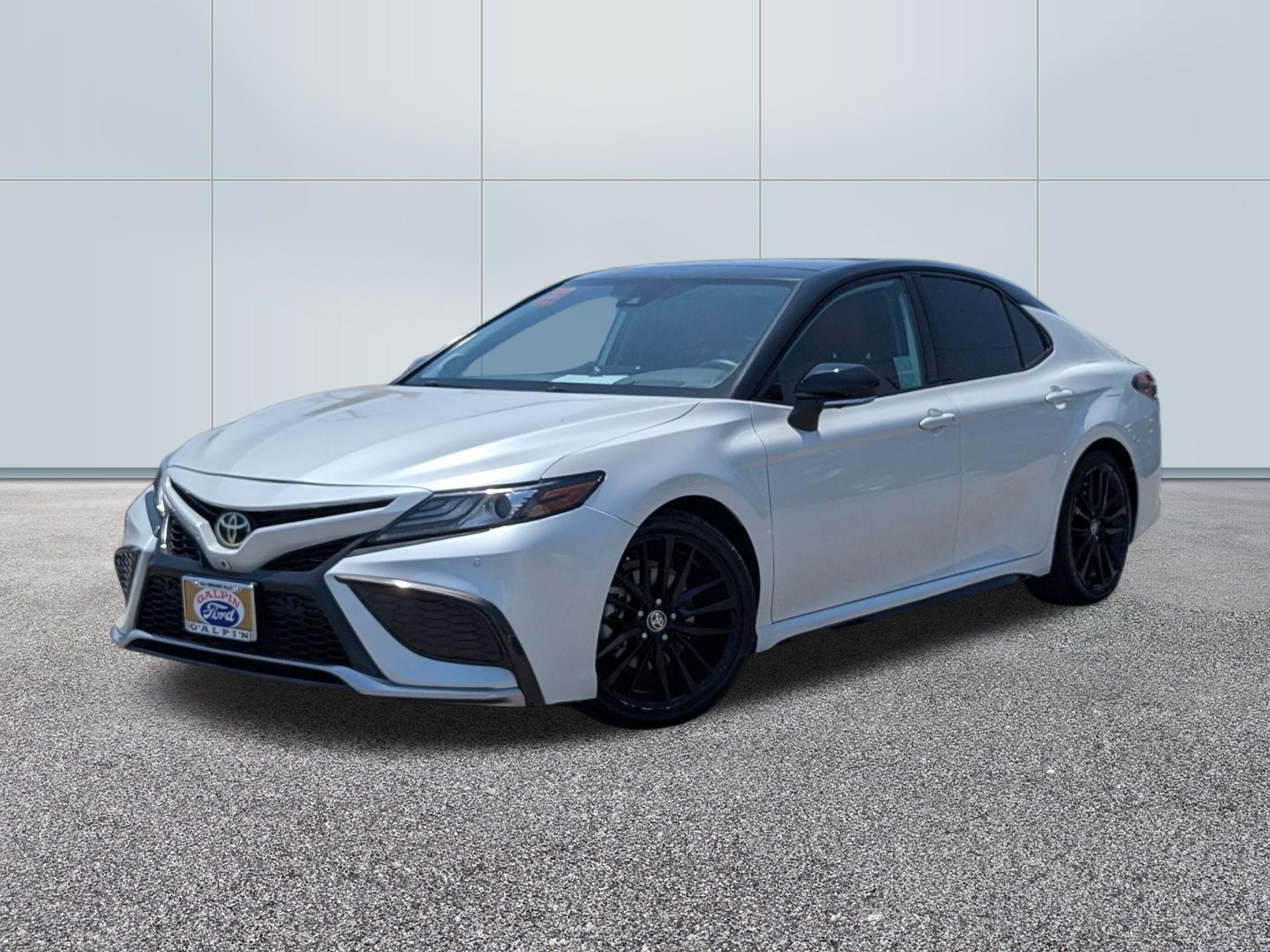 2021 Toyota Camry 3.5 Auto V6 XSE's photo