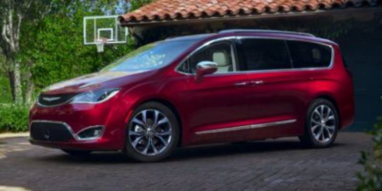 2018 Chrysler Pacifica Touring Plus FWD