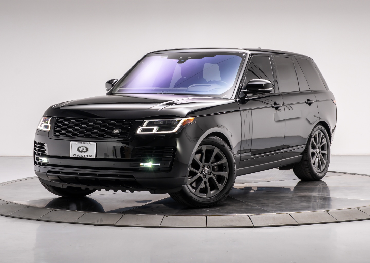 2019 Land Rover Range Rover 3.0 HSE's photo