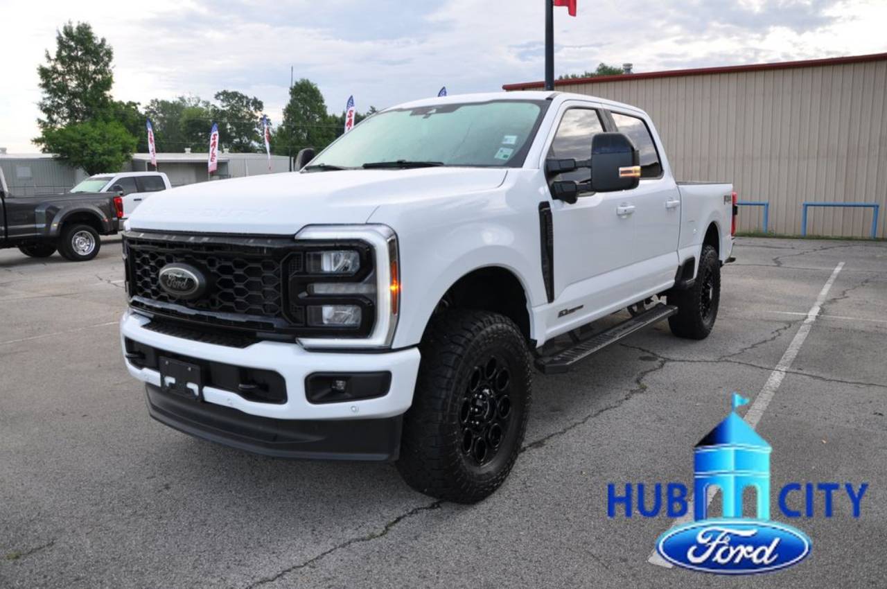 2025 Ford F-250 Lariat 4x4 Crew Cab 6-3/4' Box's photo