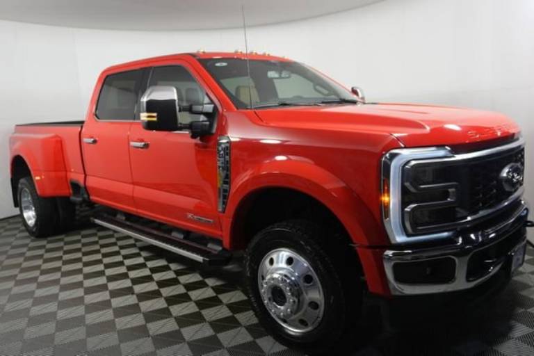 2026 Ford Super Duty F-450 DRW LARIAT