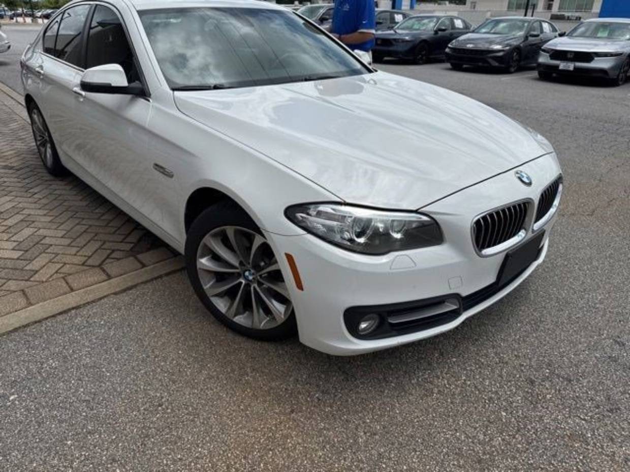 2016 BMW 5 Series 528i Sedan M Sport Line's photo