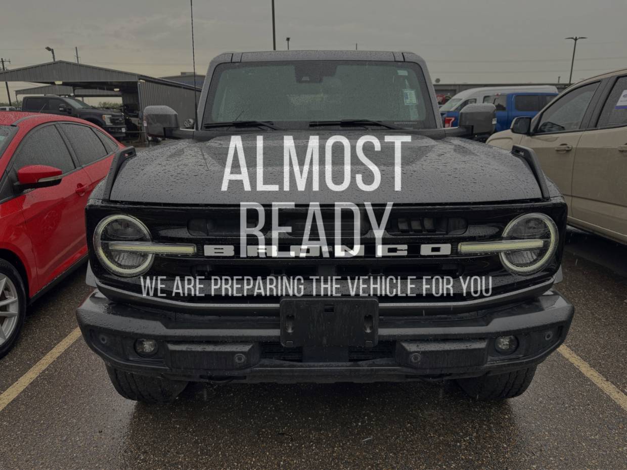 2023 Ford Bronco Outer Banks 4x4's photo