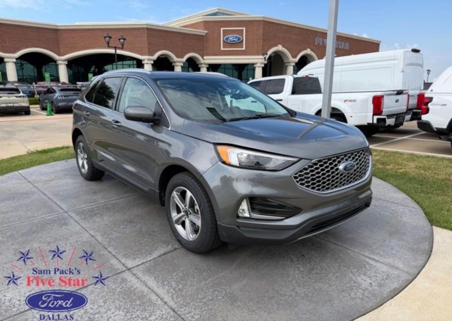2023 Ford Edge SEL AWD's photo