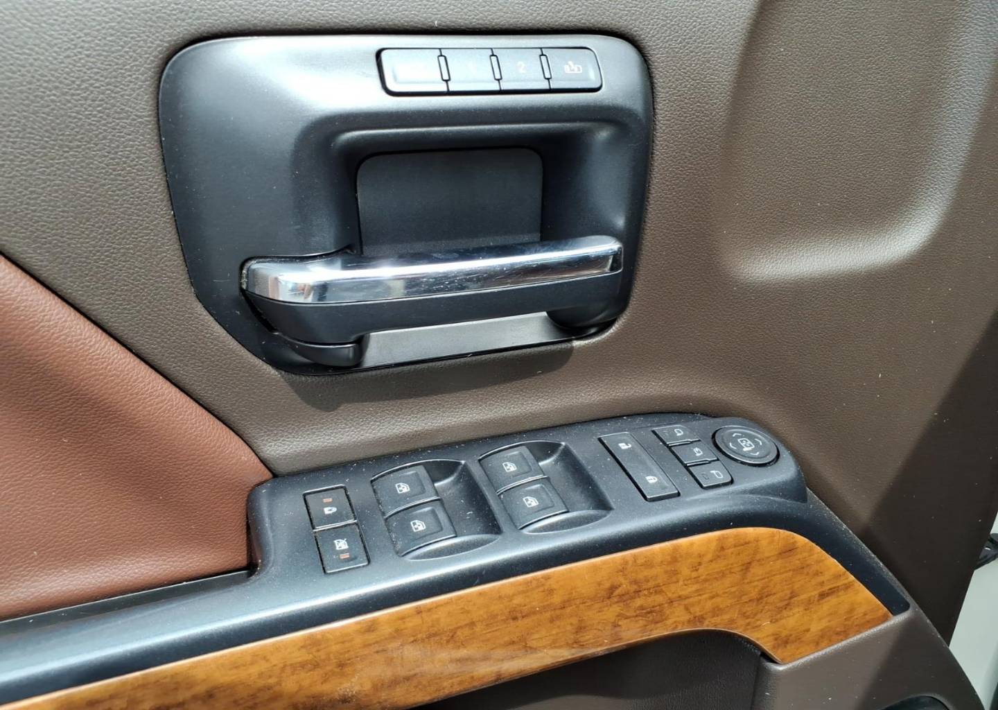 2014 Chevrolet Silverado 1500 High Country - Photo 12