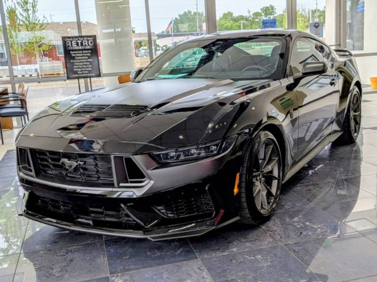 2025 Ford Mustang Dark Horse - Photo 26