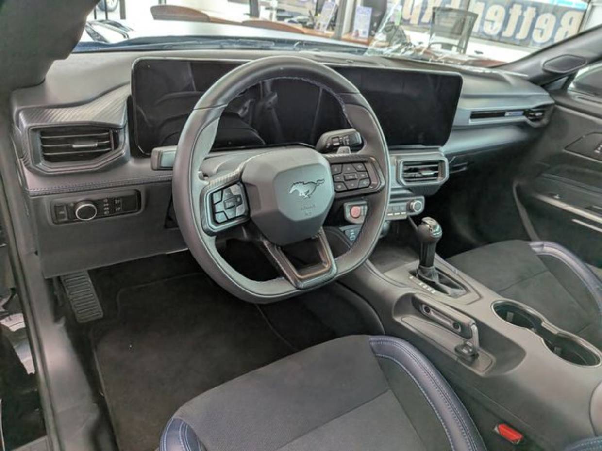 2025 Ford Mustang Dark Horse - Photo 34