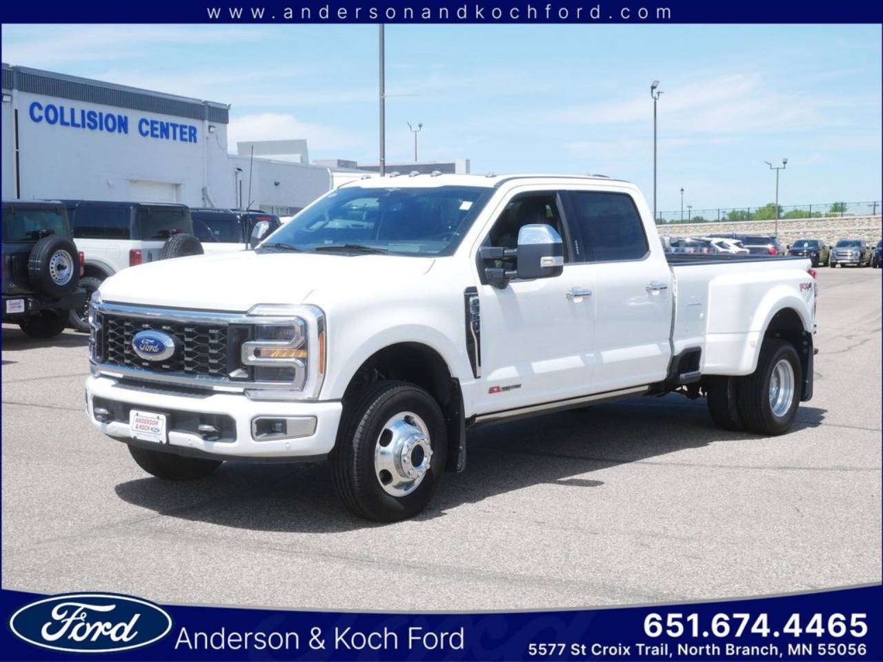 2023 Ford F-350 Platinum 4x4 Crew Cab 176 in DRW's photo