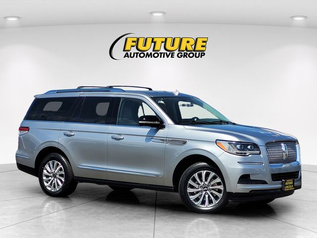 2024 Lincoln Navigator Premiere