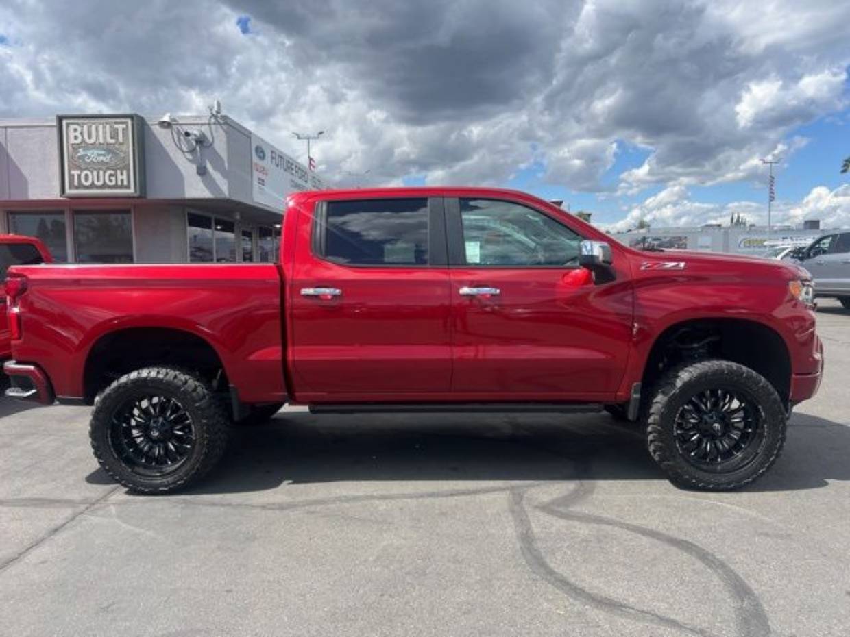 2024 Chevrolet Silverado 1500 RST 4X4 Crew Cab Short Box's photo