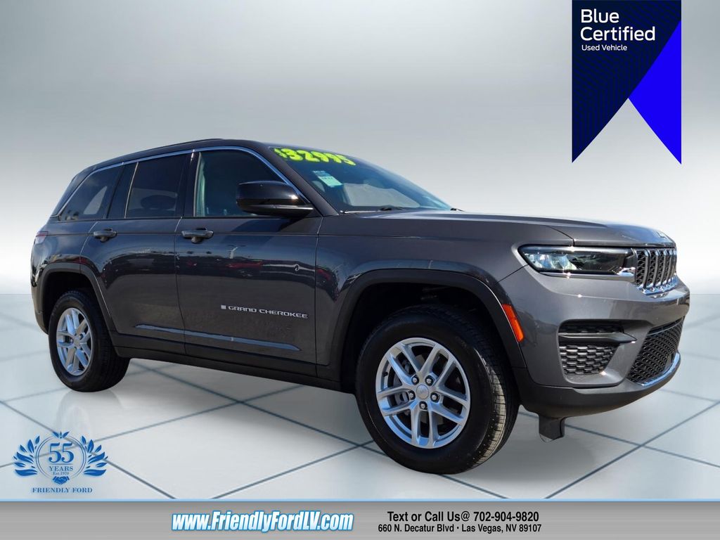 2025 Jeep Grand Cherokee Laredo