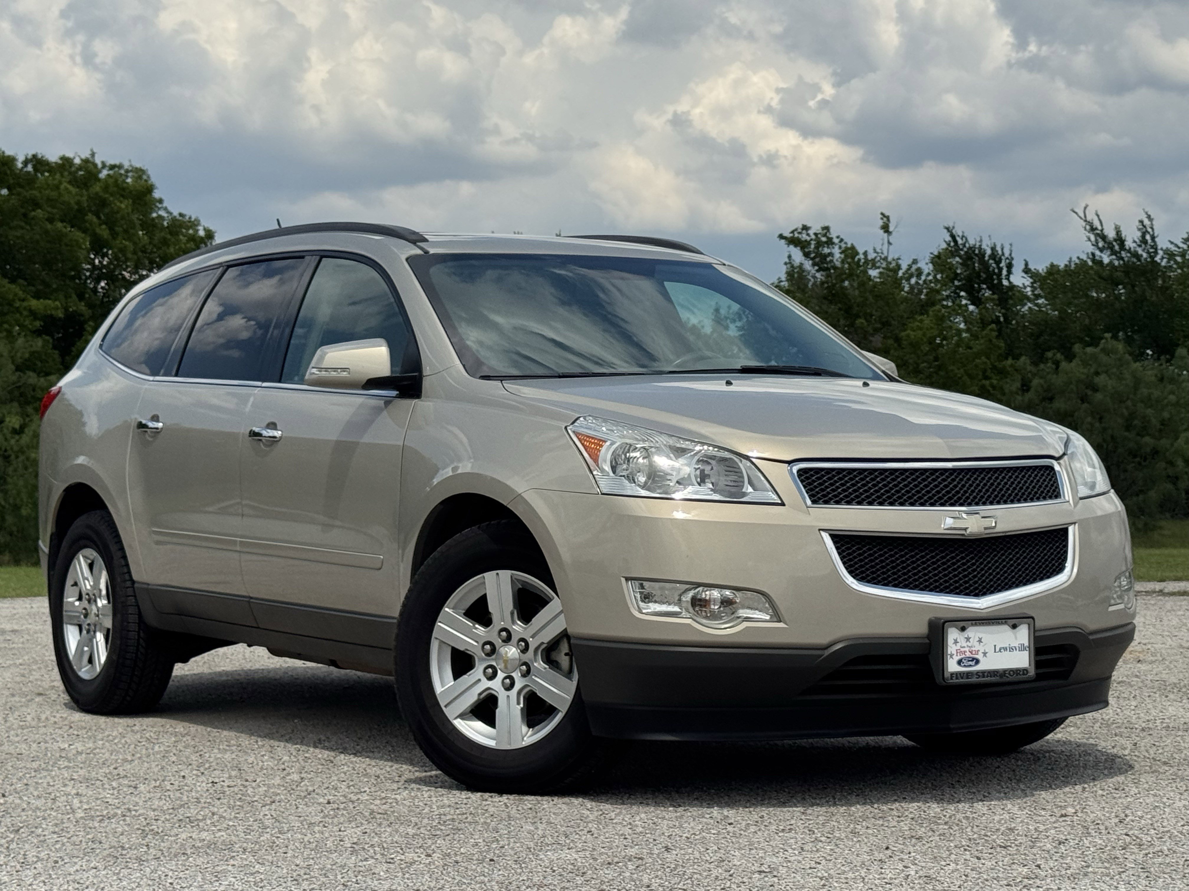 Used 2012 Chevrolet Traverse 2LT